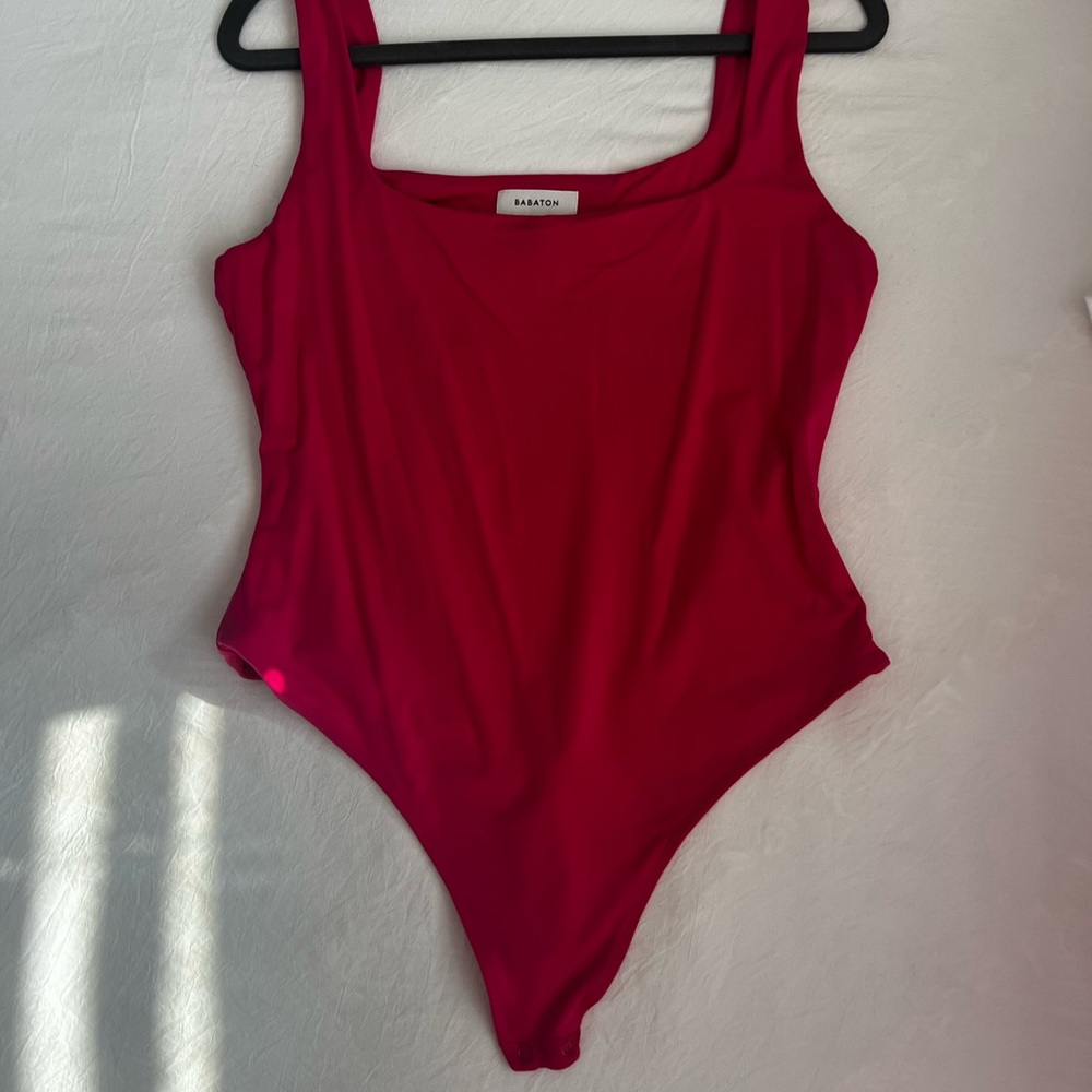 Aritzia Babaton Contour squareneck bodysuit